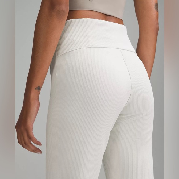 NWT Lululemon Ribbed Softstreme Flared Pant *Regular Bone Size 12 - Picture 4 of 9